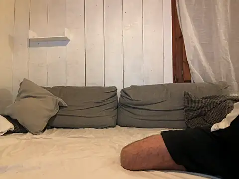 Snapshot of trebord77 chatting on February 2, 2026, 8:52 pm trebord77 online show from February 2, 2026, 8:52 pm