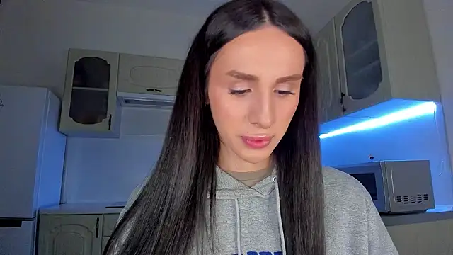 Kim Oberlin  online show from February 9, 2026, 3:32 pm