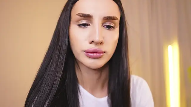 Kim Oberlin  online show from October 21, 2025, 11:31 am