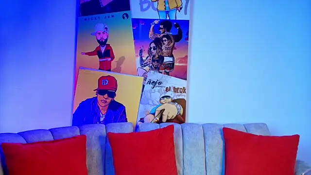 couple lovelyds online show from February 19, 2026, 8:50 pm