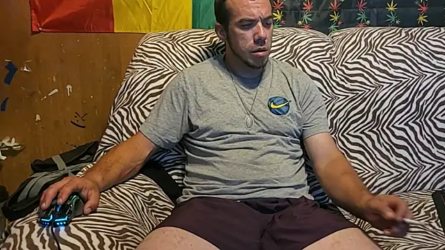Snapshot of ScubaStevex chatting on June 21, 2026, 3:29 pm ScubaStevex online show from June 21, 2026, 3:29 pm