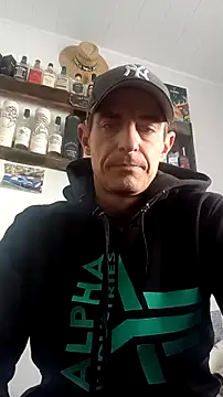 Snapshot of Danny22333 chatting on April 1, 2026, 12:50 pm Danny22333 online show from April 1, 2026, 12:50 pm