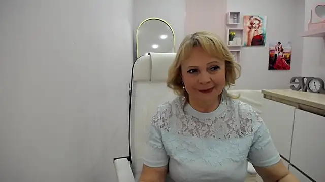 Milla Cutie18 online show from April 1, 2026, 5:09 am