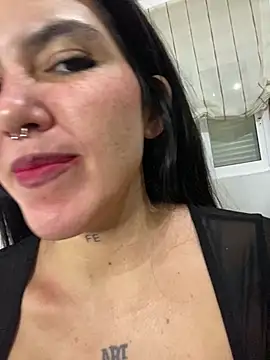 Snapshot of AbyCarson chatting on December 28, 2024, 7:43 pm AbyCarson online show from December 28, 2024, 7:43 pm