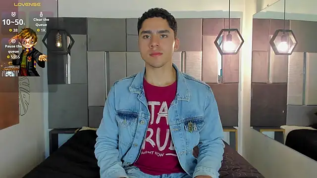 LiamNovak online show from December 5, 2025, 11:42 am