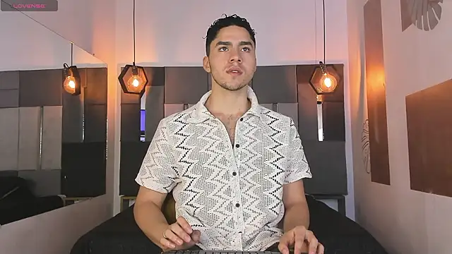 Snapshot of LiamNovak chatting on February 21, 2026, 11:23 am LiamNovak online show from February 21, 2026, 11:23 am