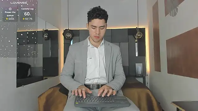 Snapshot of LiamNovak chatting on February 23, 2026, 11:55 am LiamNovak online show from February 23, 2026, 11:55 am