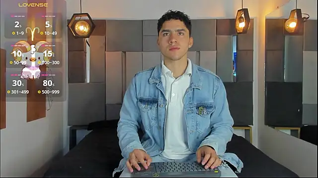 Snapshot of LiamNovak chatting on January 16, 2026, 11:36 am LiamNovak online show from January 16, 2026, 11:36 am