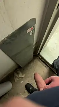 Snapshot of Abenteuerman chatting on December 9, 2024, 11:47 am Abenteuerman online show from December 9, 2024, 11:47 am