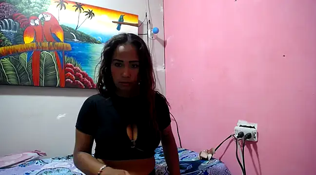 la crespy21 online show from March 19, 2025, 1:21 am