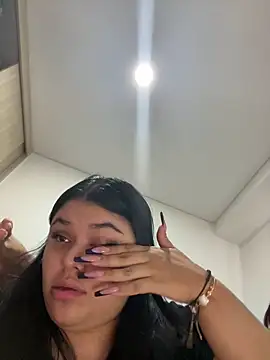 Snapshot of alissonfernandez_ chatting on February 27, 2025, 9:47 pm alissonfernandez online show from February 27, 2025, 9:47 pm