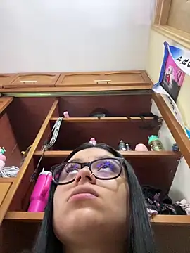 alissonfernandez  online show from March 19, 2026, 7:58 pm