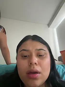 Snapshot of alissonfernandez_ chatting on March 5, 2025, 4:46 pm alissonfernandez online show from March 5, 2025, 4:46 pm