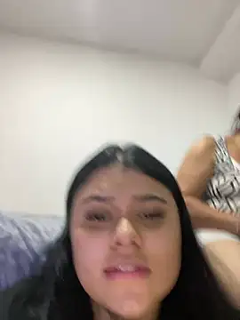 Snapshot of alissonfernandez_ chatting on February 27, 2025, 2:25 am alissonfernandez online show from February 27, 2025, 2:25 am