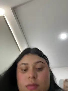 Snapshot of alissonfernandez_ chatting on March 12, 2025, 2:45 pm alissonfernandez online show from March 12, 2025, 2:45 pm