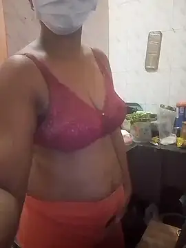 Villageammu18 online show from December 14, 2025, 7:03 am