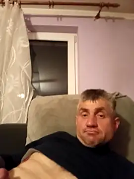 Snapshot of Gotowy40 chatting on April 8, 2026, 2:35 am Gotowy40 online show from April 8, 2026, 2:35 am