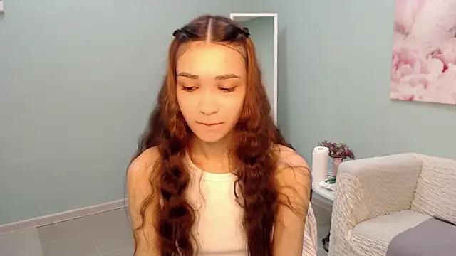 AmyJonas online show from March 12, 2025, 4:51 am