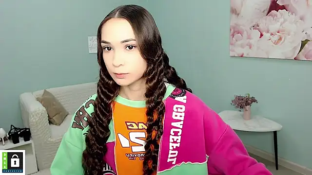 AmyJonas online show from December 1, 2025, 5:19 am