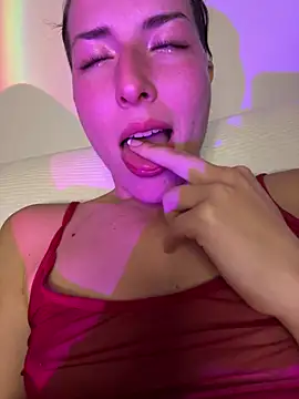  ExoticGirl online show from February 2, 2025, 5:37 pm