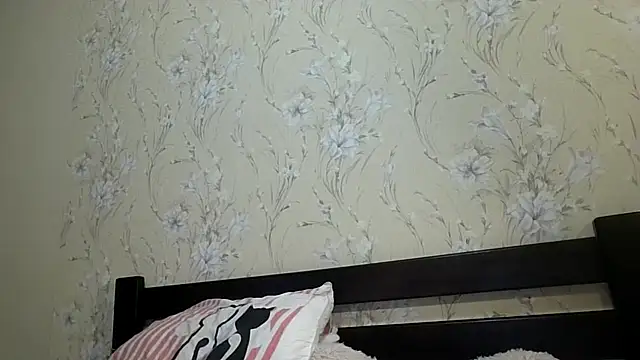 Snapshot of kila_lo chatting on February 25, 2026, 8:30 pm kila lo online show from February 25, 2026, 8:30 pm