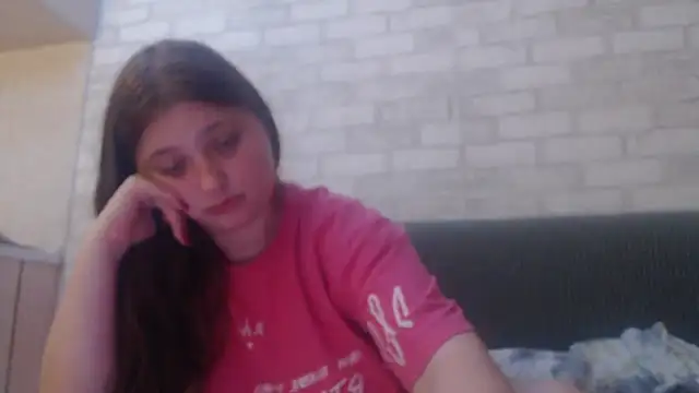 Snapshot of kila_lo chatting on February 6, 2026, 8:49 pm kila lo online show from February 6, 2026, 8:49 pm