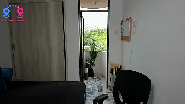 Snapshot of Travis_bakers chatting on September 21, 2025, 10:04 pm Travis bakers online show from September 21, 2025, 10:04 pm