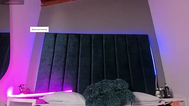 Carolina Evanss online show from March 9, 2026, 4:05 am