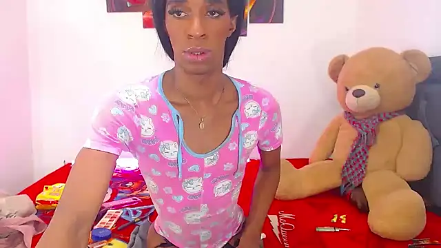 lucianadolll online show from November 7, 2025, 5:12 am