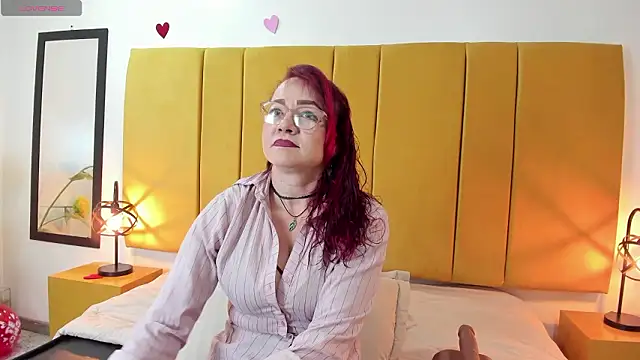 Snapshot of Lupiita223 chatting on February 25, 2026, 2:17 pm Lupiita223 online show from February 25, 2026, 2:17 pm