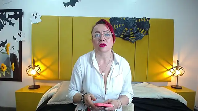 Snapshot of Lupiita223 chatting on October 16, 2025, 12:57 pm Lupiita223 online show from October 16, 2025, 12:57 pm
