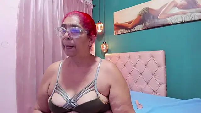 Snapshot of renata_milf_ chatting on December 19, 2025, 12:07 pm renata milf online show from December 19, 2025, 12:07 pm