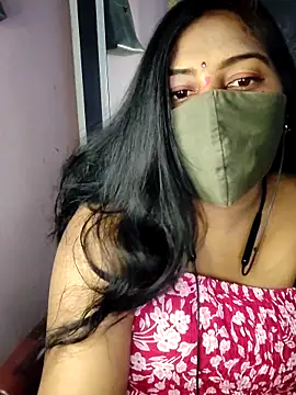 RomeoJuliet345 online show from February 13, 2026, 6:19 pm