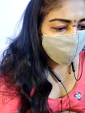 RomeoJuliet345 online show from March 7, 2026, 5:40 pm