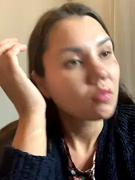 MiraMiss online show from November 2, 2025, 8:36 pm