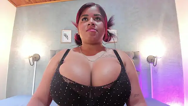 MeridaLane online show from September 18, 2025, 2:09 pm