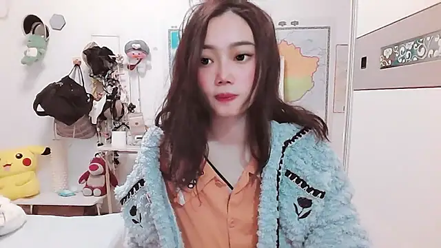 Cherie-xinxin01 online show from December 2, 2024, 1:08 pm
