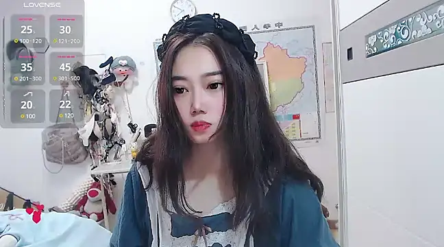 Cherie-xinxin01 online show from December 7, 2024, 9:00 am