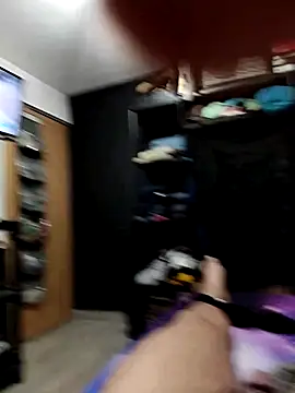 Snapshot of Alee3xxx chatting on February 17, 2026, 7:27 am Alee3xxx online show from February 17, 2026, 7:27 am