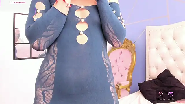 Snapshot of DannaMishellx_ chatting on February 15, 2026, 3:22 pm DannaMishellx online show from February 15, 2026, 3:22 pm