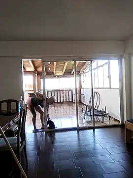 Snapshot of Alison_fitness chatting on February 22, 2026, 1:02 pm Alison fitness online show from February 22, 2026, 1:02 pm