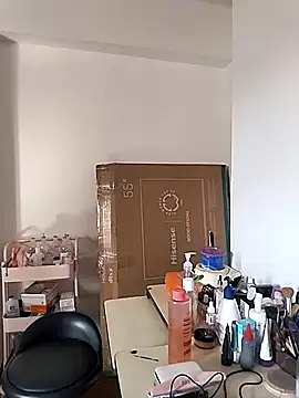 Snapshot of Alison_fitness chatting on January 18, 2026, 1:47 pm Alison fitness online show from January 18, 2026, 1:47 pm