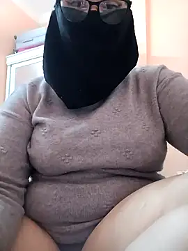 Snapshot of big_yoyo chatting on February 2, 2025, 12:57 pm big yoyo online show from February 2, 2025, 12:57 pm