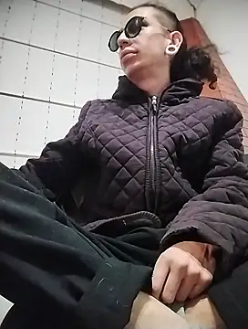 Snapshot of Mugiwara666 chatting on February 8, 2025, 2:47 am Mugiwara666 online show from February 8, 2025, 2:47 am