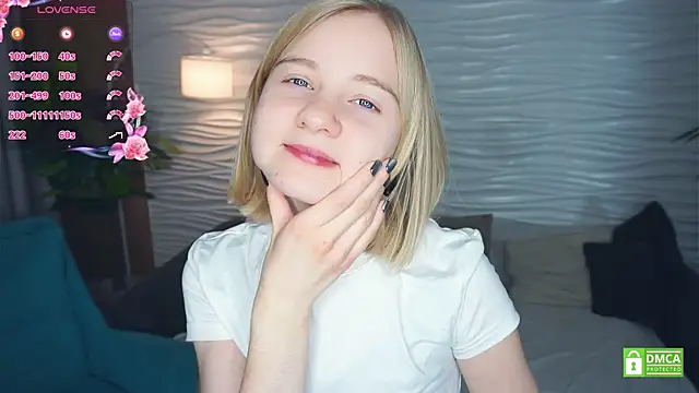 OdelinaFicken online show from November 20, 2025, 4:24 am