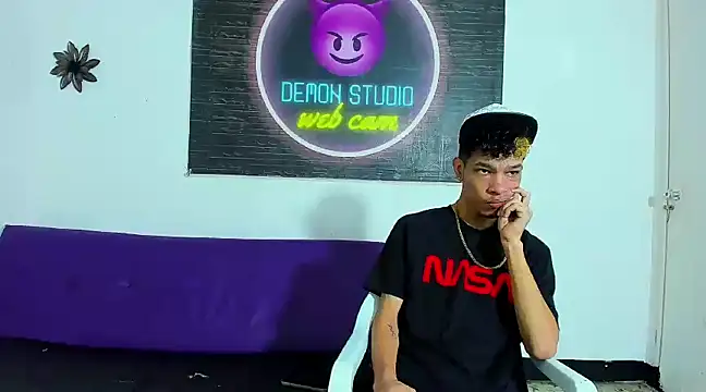 Exclusive Duo66 online show from December 5, 2024, 12:28 pm