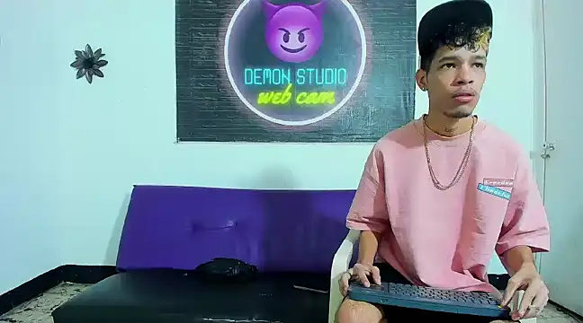 Exclusive Duo66 online show from December 14, 2024, 12:22 pm