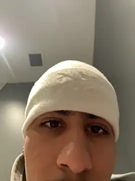 Snapshot of johnycash21 chatting on January 13, 2026, 6:01 pm johnycash21 online show from January 13, 2026, 6:01 pm