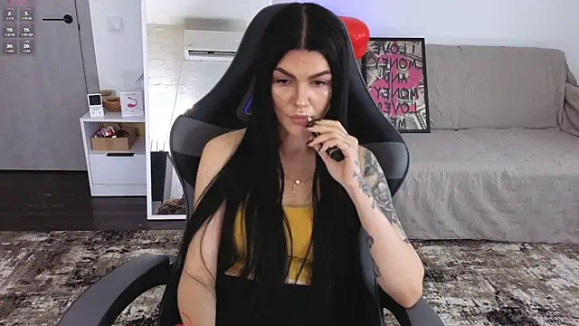 Tiffany lab online show from February 18, 2026, 9:17 am