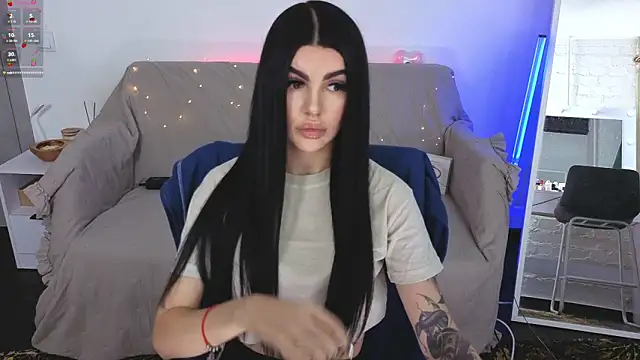 Tiffany lab online show from September 26, 2025, 11:17 am